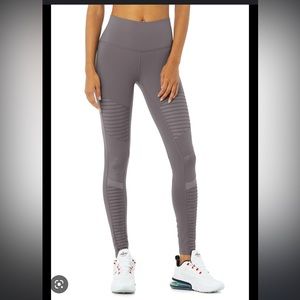Alo Yoga Moto Legging
